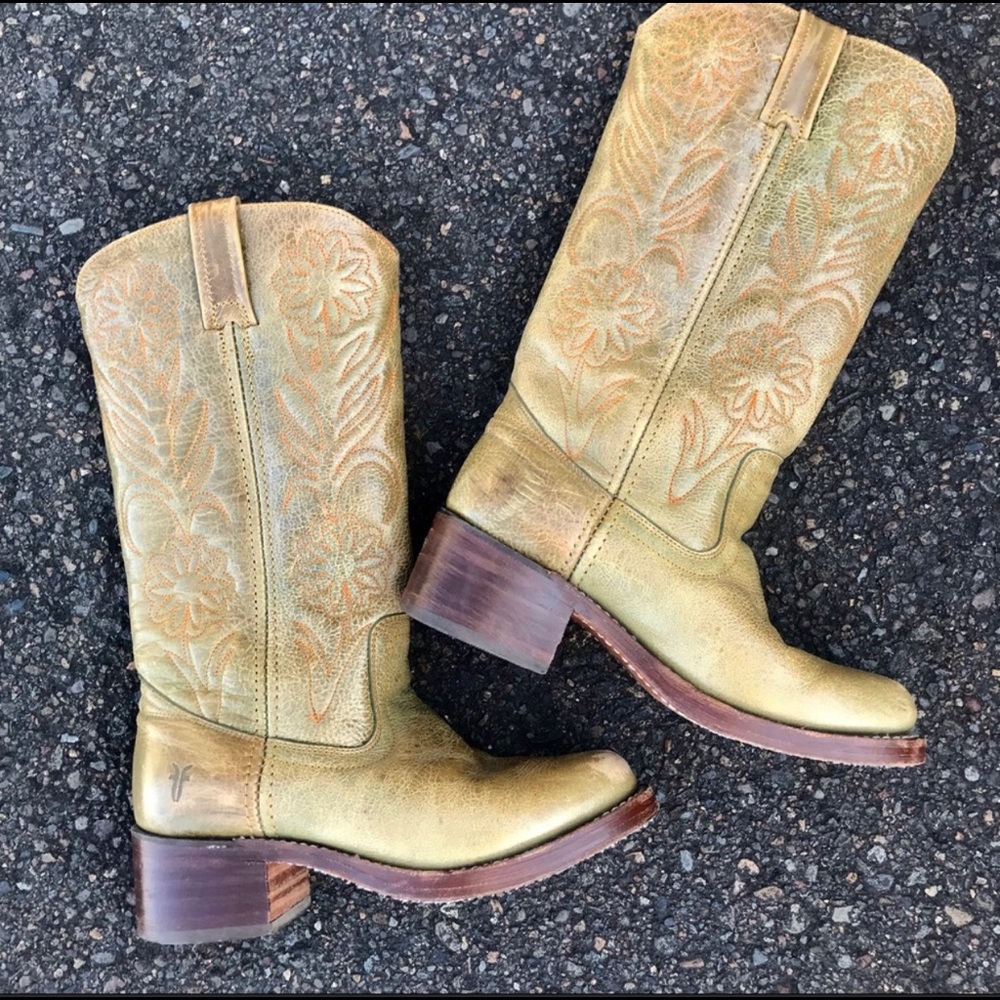 Rare Classic Frye Campus Leather Boots